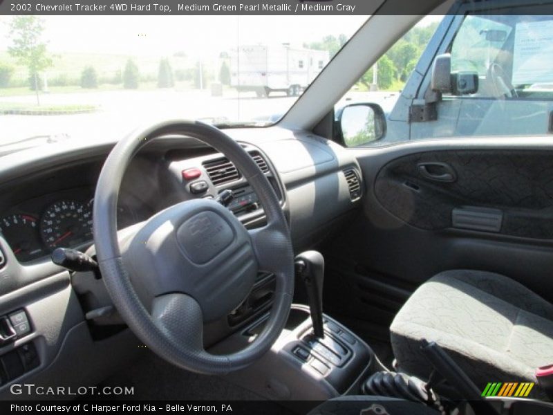 Medium Green Pearl Metallic / Medium Gray 2002 Chevrolet Tracker 4WD Hard Top
