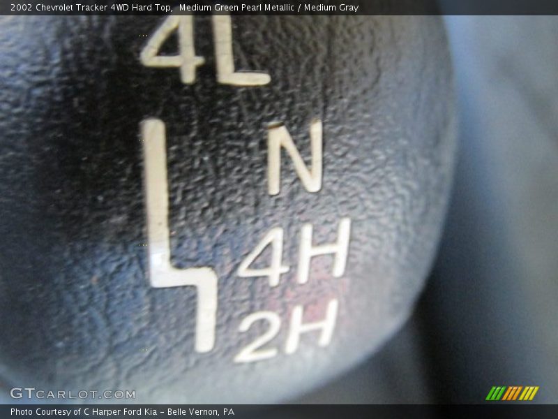 Medium Green Pearl Metallic / Medium Gray 2002 Chevrolet Tracker 4WD Hard Top