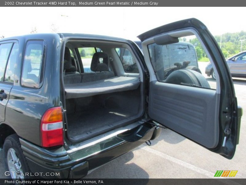 Medium Green Pearl Metallic / Medium Gray 2002 Chevrolet Tracker 4WD Hard Top