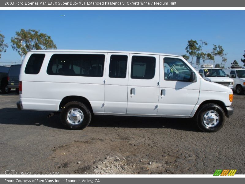  2003 E Series Van E350 Super Duty XLT Extended Passenger Oxford White