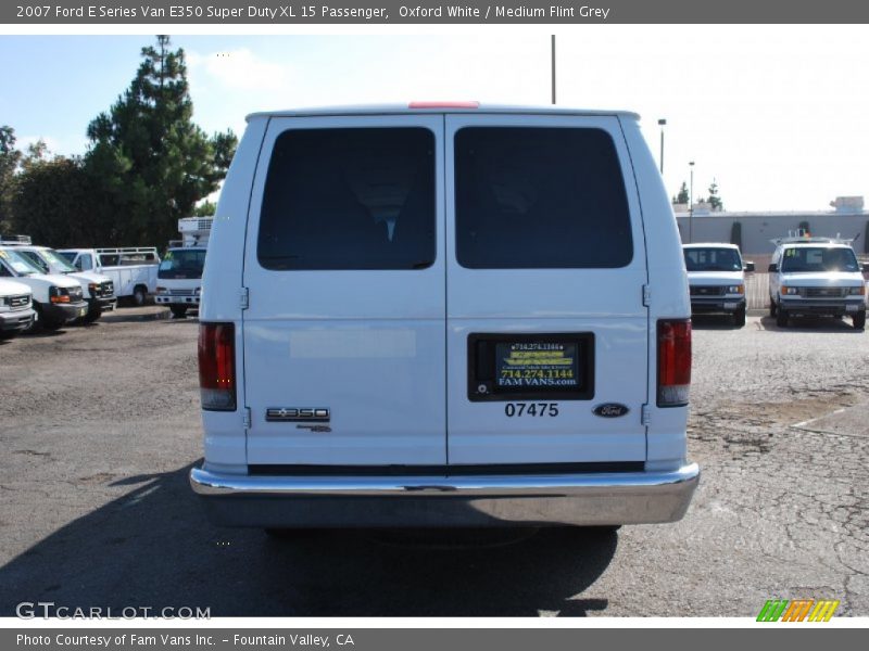 Oxford White / Medium Flint Grey 2007 Ford E Series Van E350 Super Duty XL 15 Passenger
