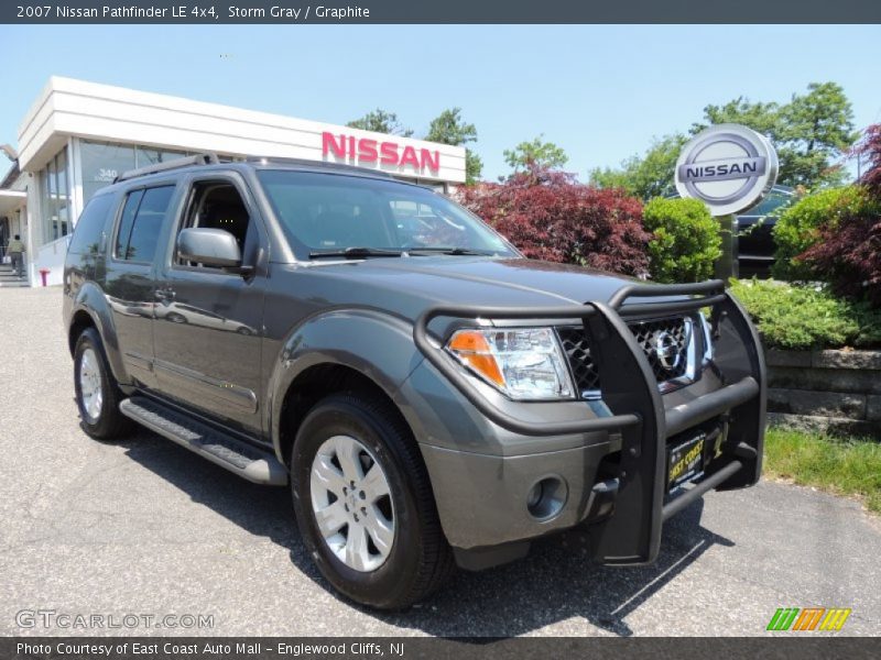 Storm Gray / Graphite 2007 Nissan Pathfinder LE 4x4