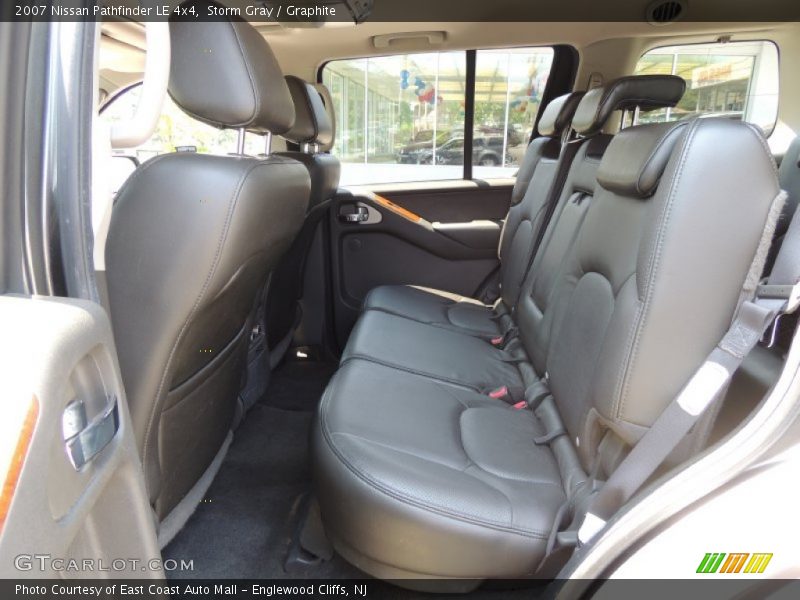 Storm Gray / Graphite 2007 Nissan Pathfinder LE 4x4
