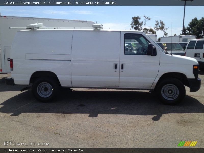Oxford White / Medium Flint 2010 Ford E Series Van E250 XL Commericial