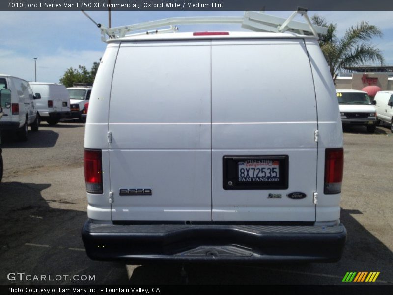 Oxford White / Medium Flint 2010 Ford E Series Van E250 XL Commericial