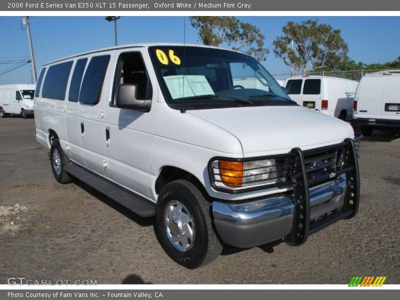 Oxford White / Medium Flint Grey 2006 Ford E Series Van E350 XLT 15 Passenger