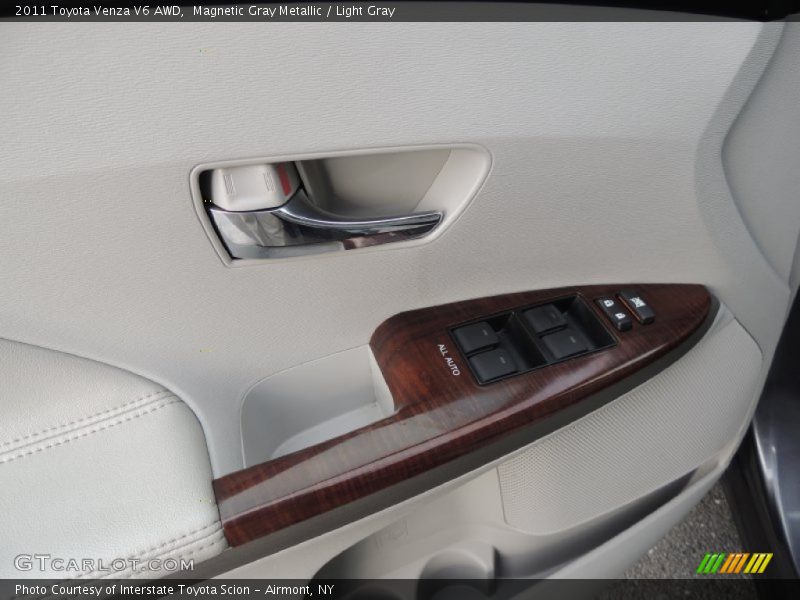 Magnetic Gray Metallic / Light Gray 2011 Toyota Venza V6 AWD