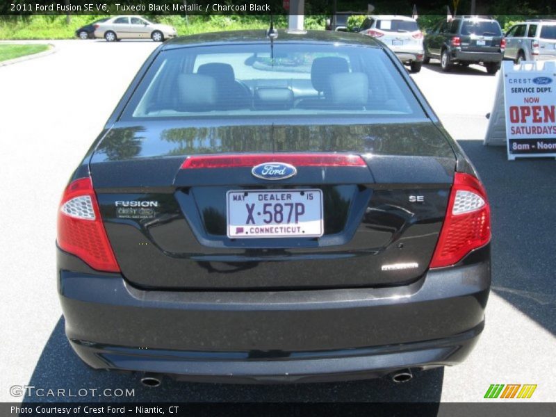 Tuxedo Black Metallic / Charcoal Black 2011 Ford Fusion SE V6