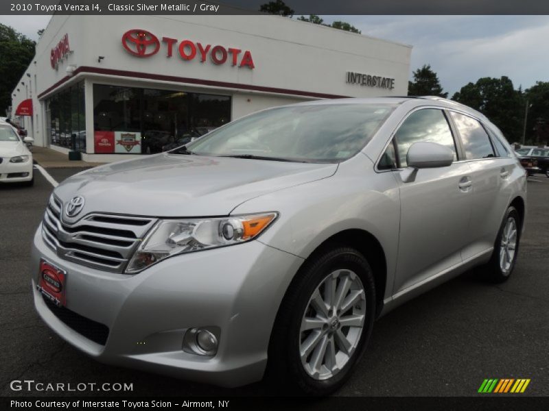 Classic Silver Metallic / Gray 2010 Toyota Venza I4