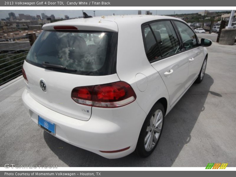 Candy White / Titan Black 2013 Volkswagen Golf 4 Door TDI