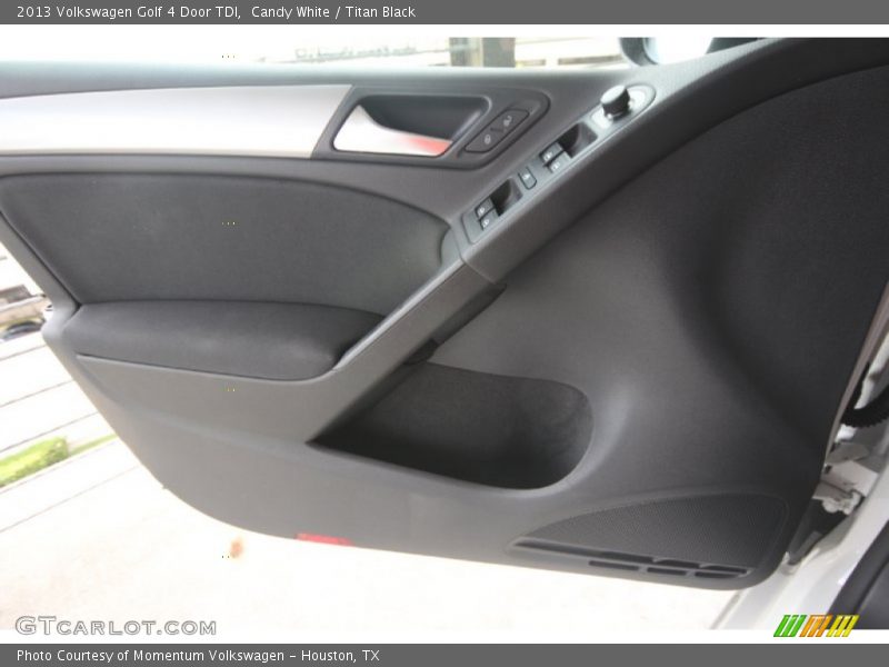 Candy White / Titan Black 2013 Volkswagen Golf 4 Door TDI