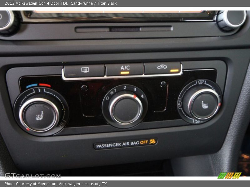Candy White / Titan Black 2013 Volkswagen Golf 4 Door TDI