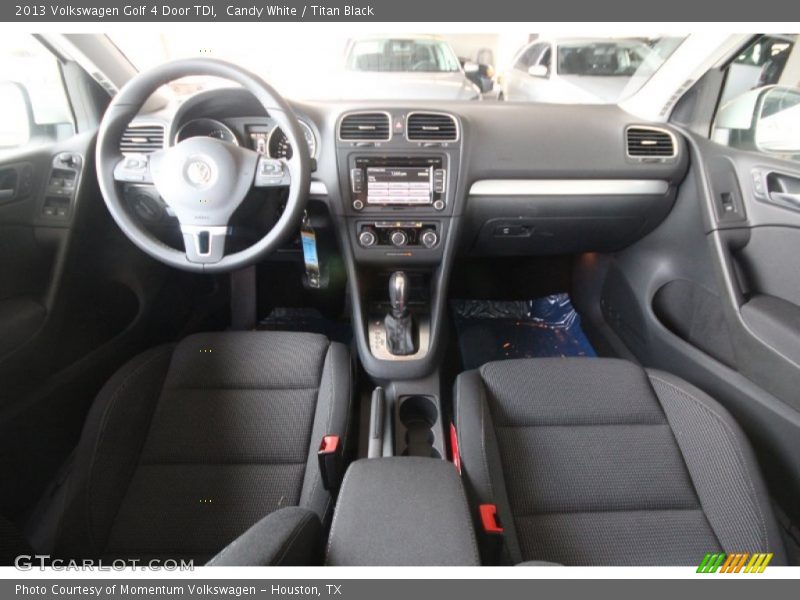 Candy White / Titan Black 2013 Volkswagen Golf 4 Door TDI