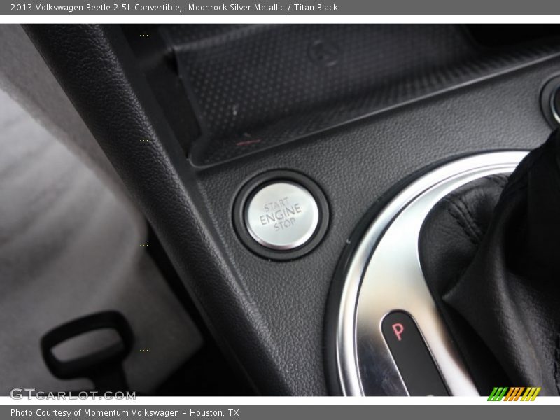 Moonrock Silver Metallic / Titan Black 2013 Volkswagen Beetle 2.5L Convertible