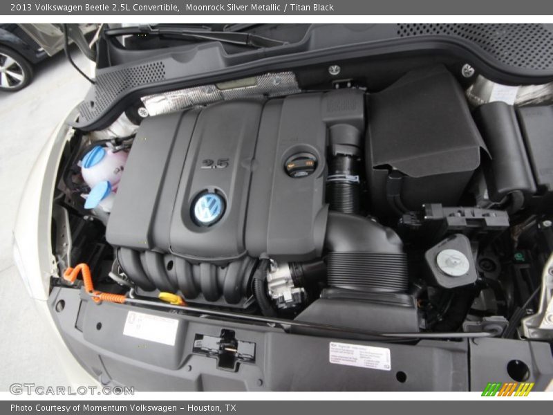 Moonrock Silver Metallic / Titan Black 2013 Volkswagen Beetle 2.5L Convertible
