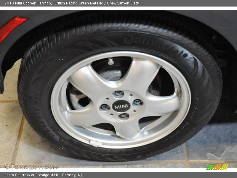 British Racing Green Metallic / Grey/Carbon Black 2010 Mini Cooper Hardtop