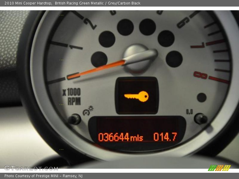 British Racing Green Metallic / Grey/Carbon Black 2010 Mini Cooper Hardtop