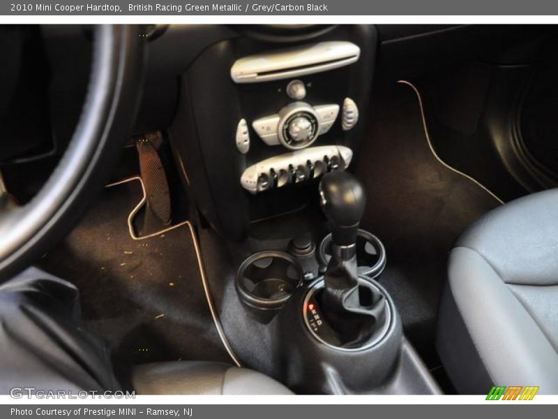 British Racing Green Metallic / Grey/Carbon Black 2010 Mini Cooper Hardtop