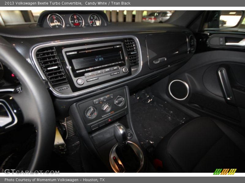 Candy White / Titan Black 2013 Volkswagen Beetle Turbo Convertible