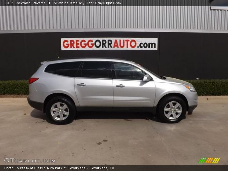 Silver Ice Metallic / Dark Gray/Light Gray 2012 Chevrolet Traverse LT