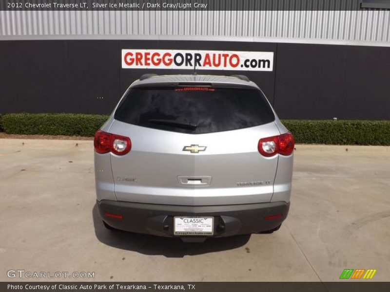 Silver Ice Metallic / Dark Gray/Light Gray 2012 Chevrolet Traverse LT