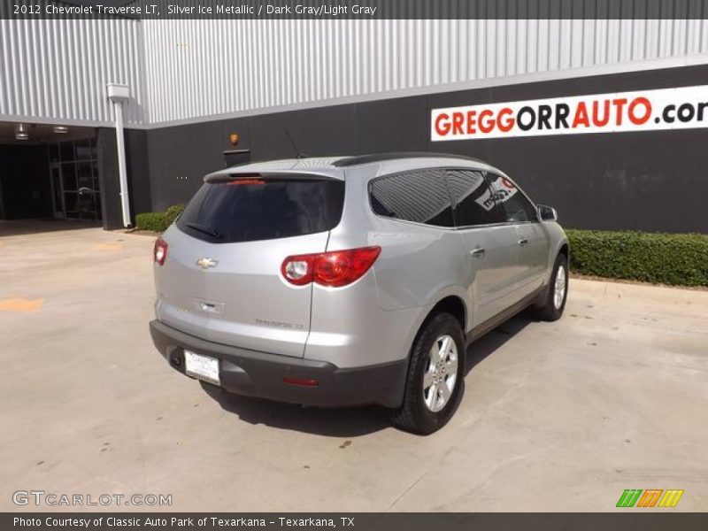 Silver Ice Metallic / Dark Gray/Light Gray 2012 Chevrolet Traverse LT