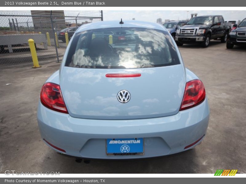Denim Blue / Titan Black 2013 Volkswagen Beetle 2.5L