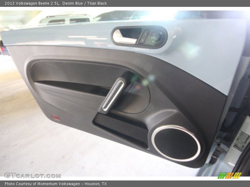 Denim Blue / Titan Black 2013 Volkswagen Beetle 2.5L