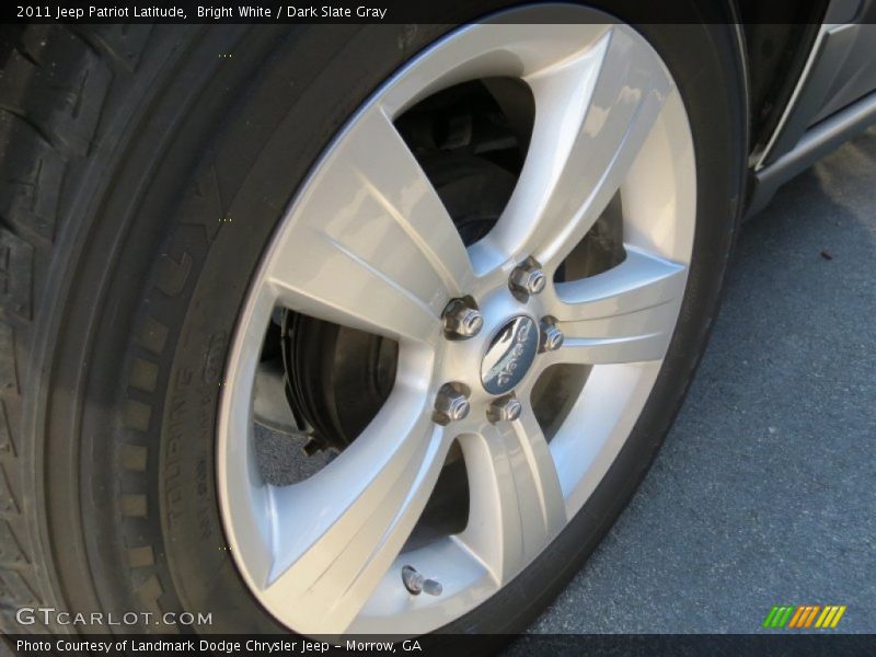 Bright White / Dark Slate Gray 2011 Jeep Patriot Latitude