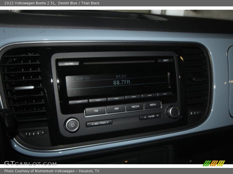 Denim Blue / Titan Black 2013 Volkswagen Beetle 2.5L