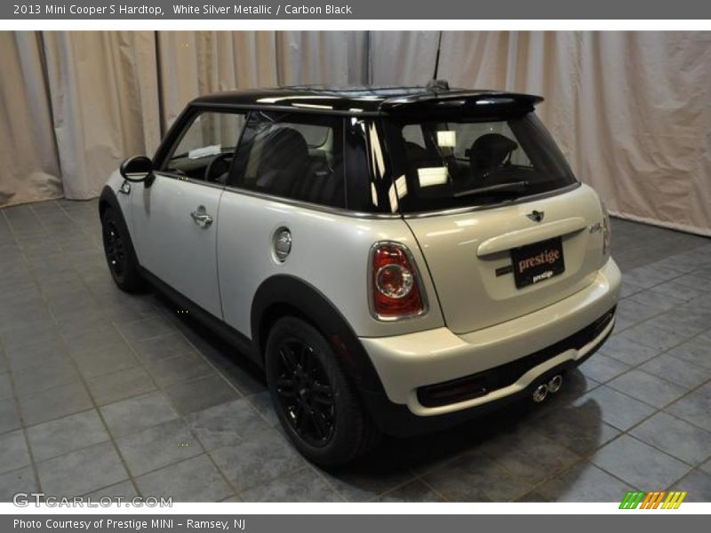 White Silver Metallic / Carbon Black 2013 Mini Cooper S Hardtop
