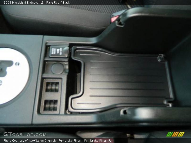 Rave Red / Black 2008 Mitsubishi Endeavor LS