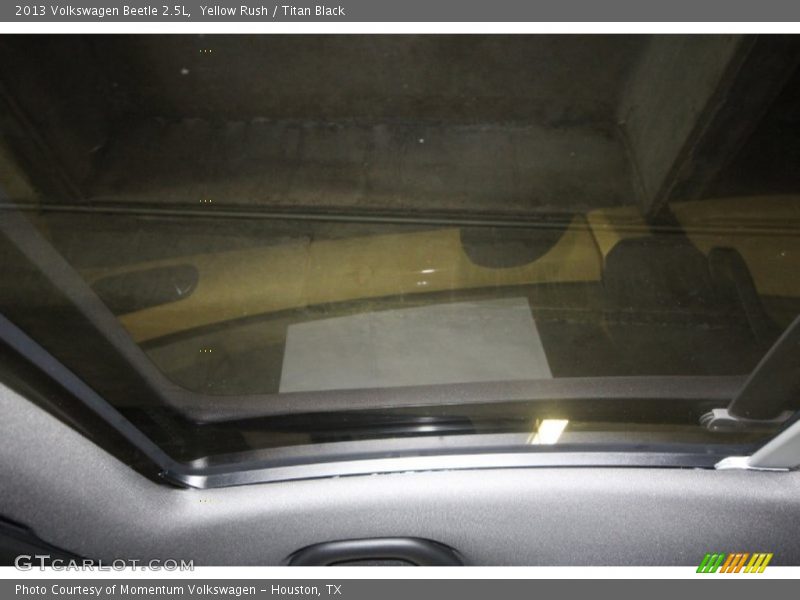 Yellow Rush / Titan Black 2013 Volkswagen Beetle 2.5L