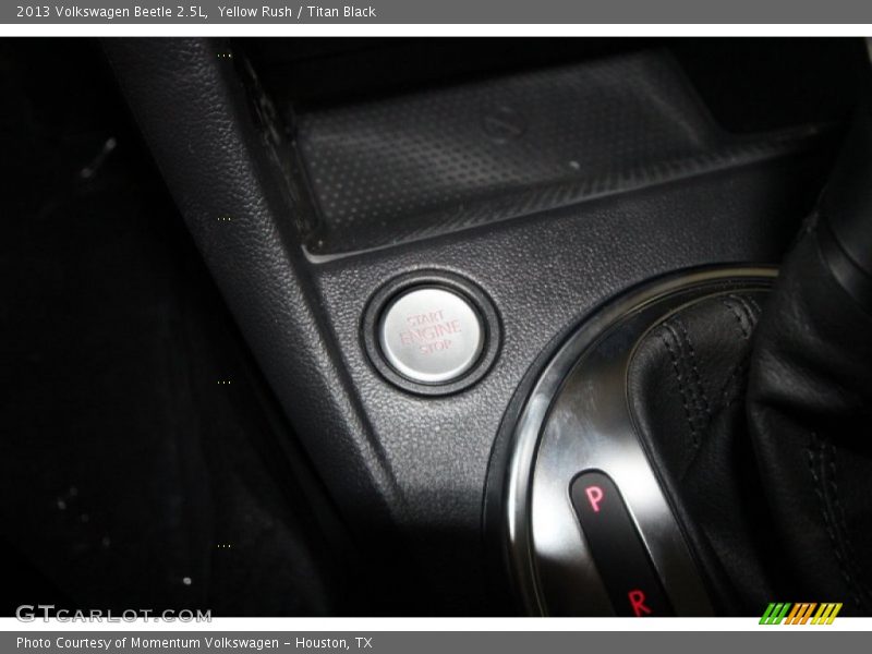 Yellow Rush / Titan Black 2013 Volkswagen Beetle 2.5L