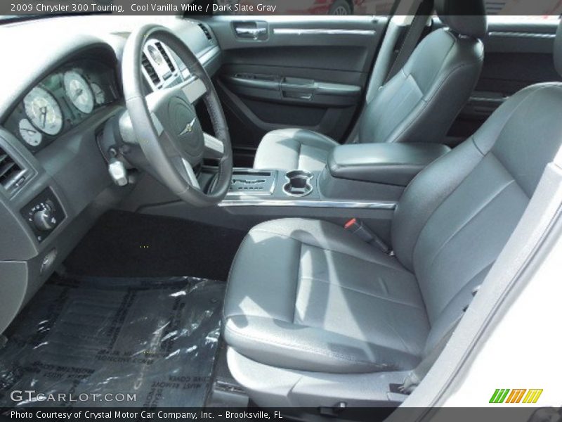 Cool Vanilla White / Dark Slate Gray 2009 Chrysler 300 Touring