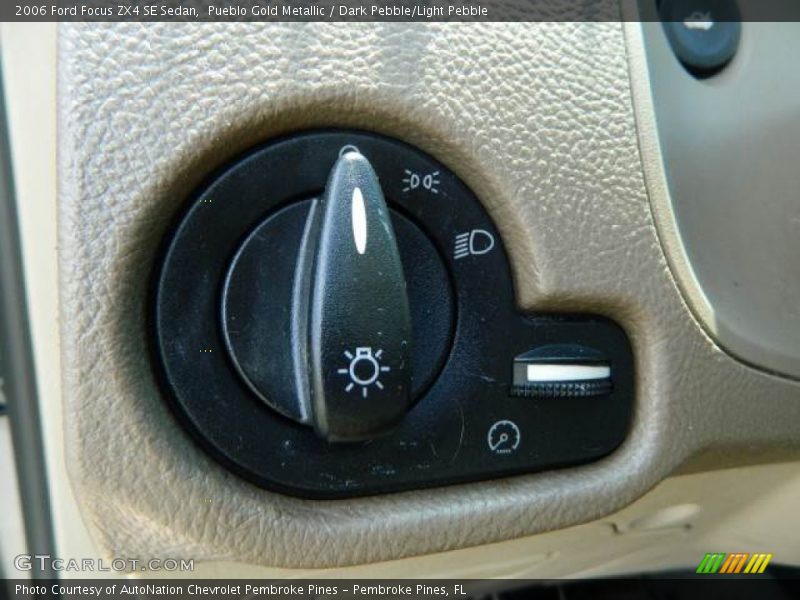 Pueblo Gold Metallic / Dark Pebble/Light Pebble 2006 Ford Focus ZX4 SE Sedan