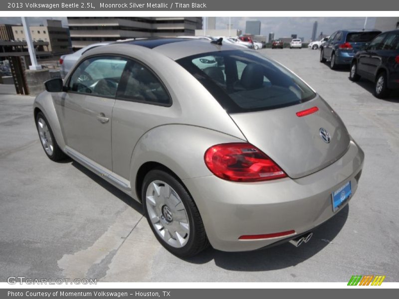 Moonrock Silver Metallic / Titan Black 2013 Volkswagen Beetle 2.5L