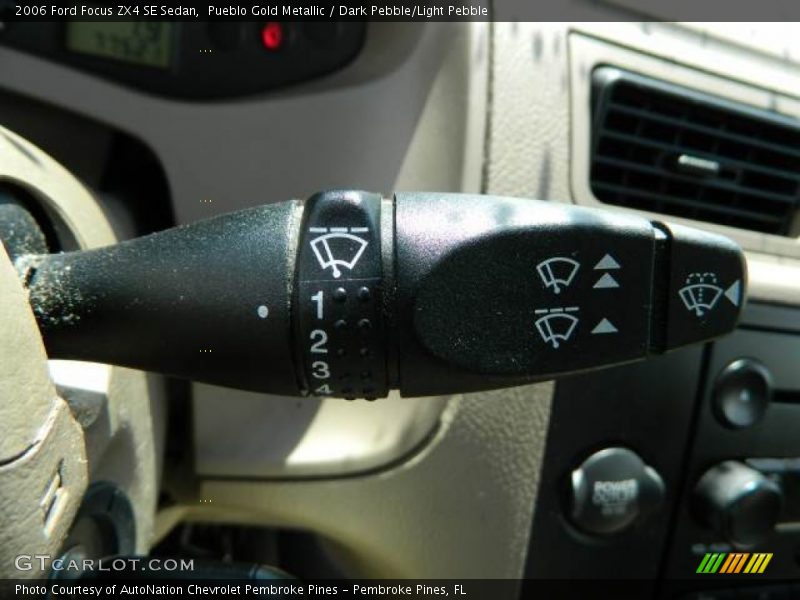 Pueblo Gold Metallic / Dark Pebble/Light Pebble 2006 Ford Focus ZX4 SE Sedan