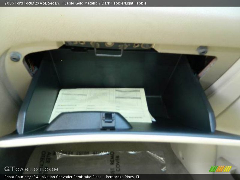 Pueblo Gold Metallic / Dark Pebble/Light Pebble 2006 Ford Focus ZX4 SE Sedan