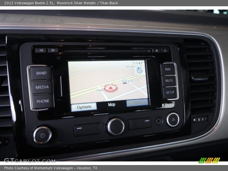 Moonrock Silver Metallic / Titan Black 2013 Volkswagen Beetle 2.5L