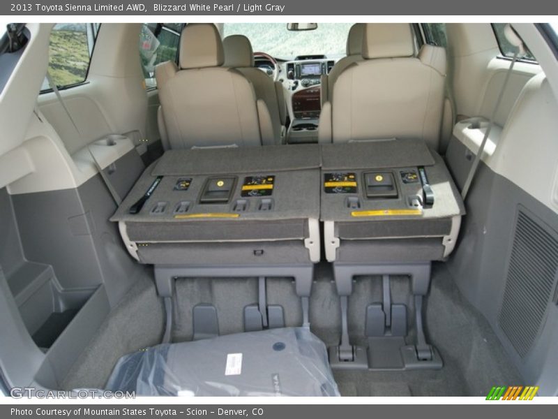 Blizzard White Pearl / Light Gray 2013 Toyota Sienna Limited AWD