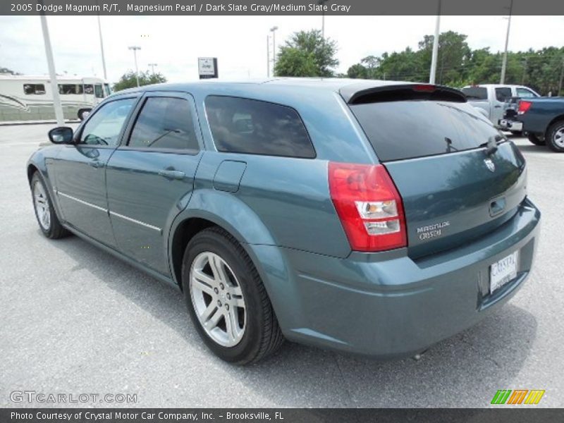 Magnesium Pearl / Dark Slate Gray/Medium Slate Gray 2005 Dodge Magnum R/T