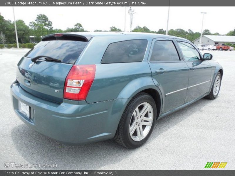 Magnesium Pearl / Dark Slate Gray/Medium Slate Gray 2005 Dodge Magnum R/T