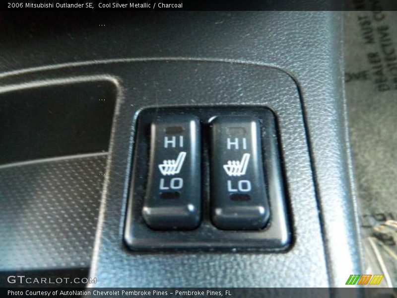 Cool Silver Metallic / Charcoal 2006 Mitsubishi Outlander SE