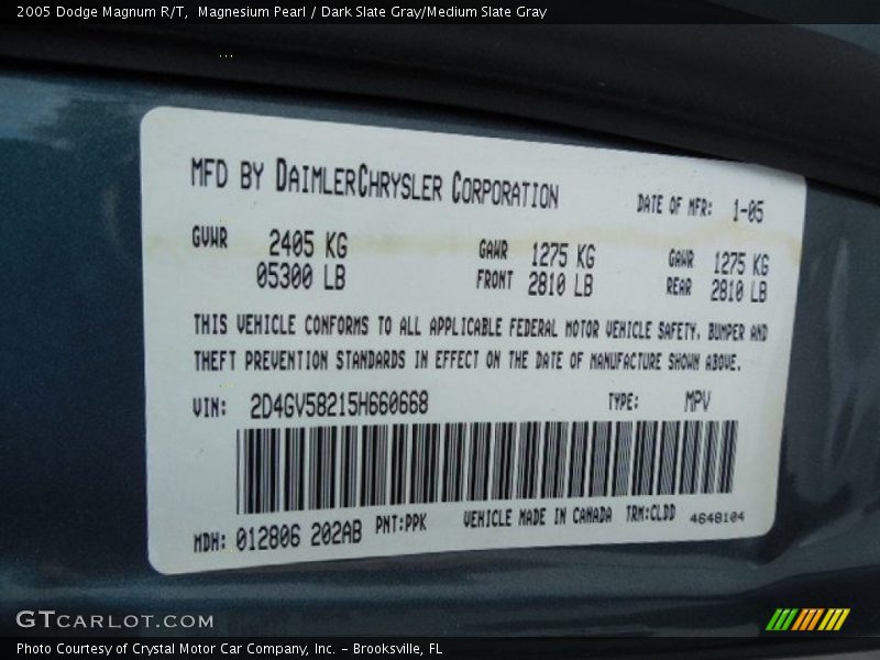 Magnesium Pearl / Dark Slate Gray/Medium Slate Gray 2005 Dodge Magnum R/T