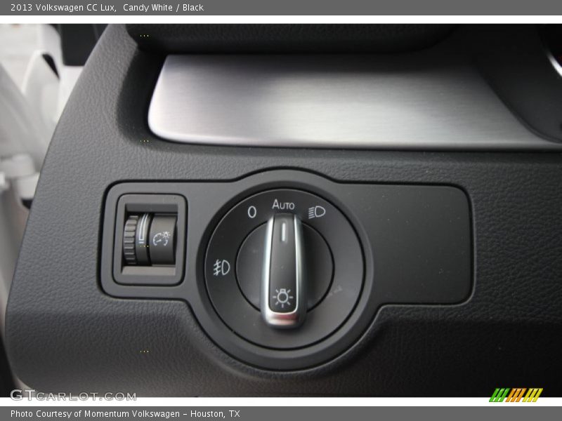 Candy White / Black 2013 Volkswagen CC Lux