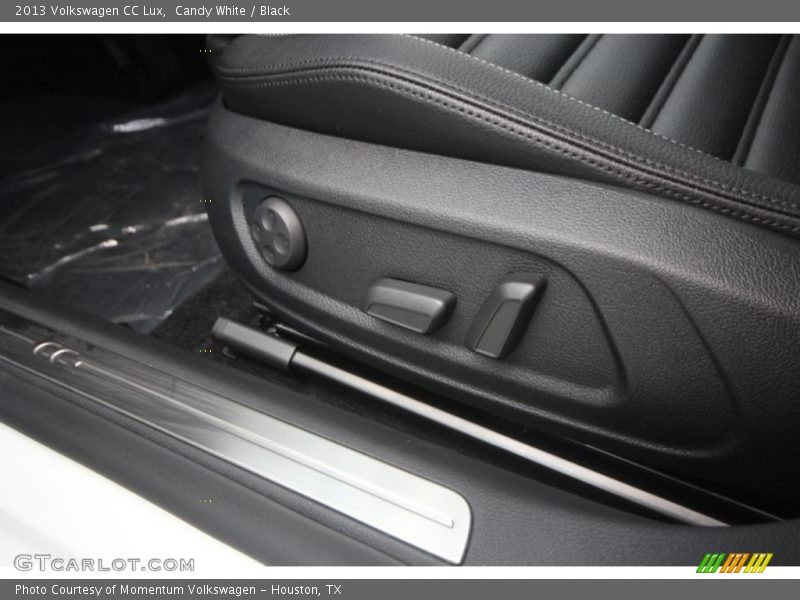 Candy White / Black 2013 Volkswagen CC Lux