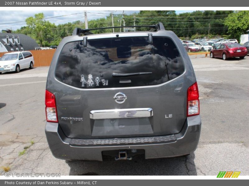Storm Gray / Desert 2007 Nissan Pathfinder LE 4x4