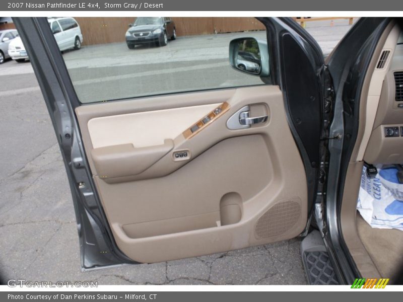 Storm Gray / Desert 2007 Nissan Pathfinder LE 4x4