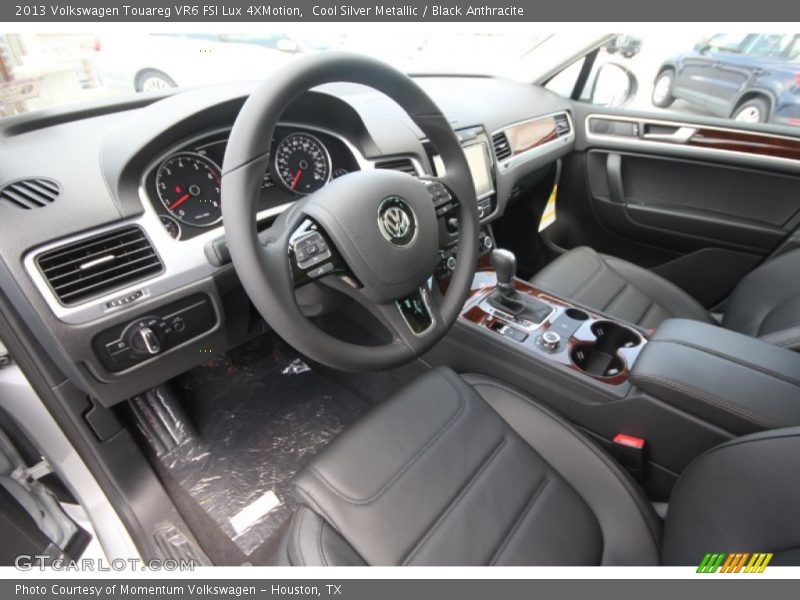 Cool Silver Metallic / Black Anthracite 2013 Volkswagen Touareg VR6 FSI Lux 4XMotion